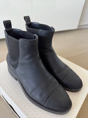 Cole Haan Women Black Leather Chelsea Boots